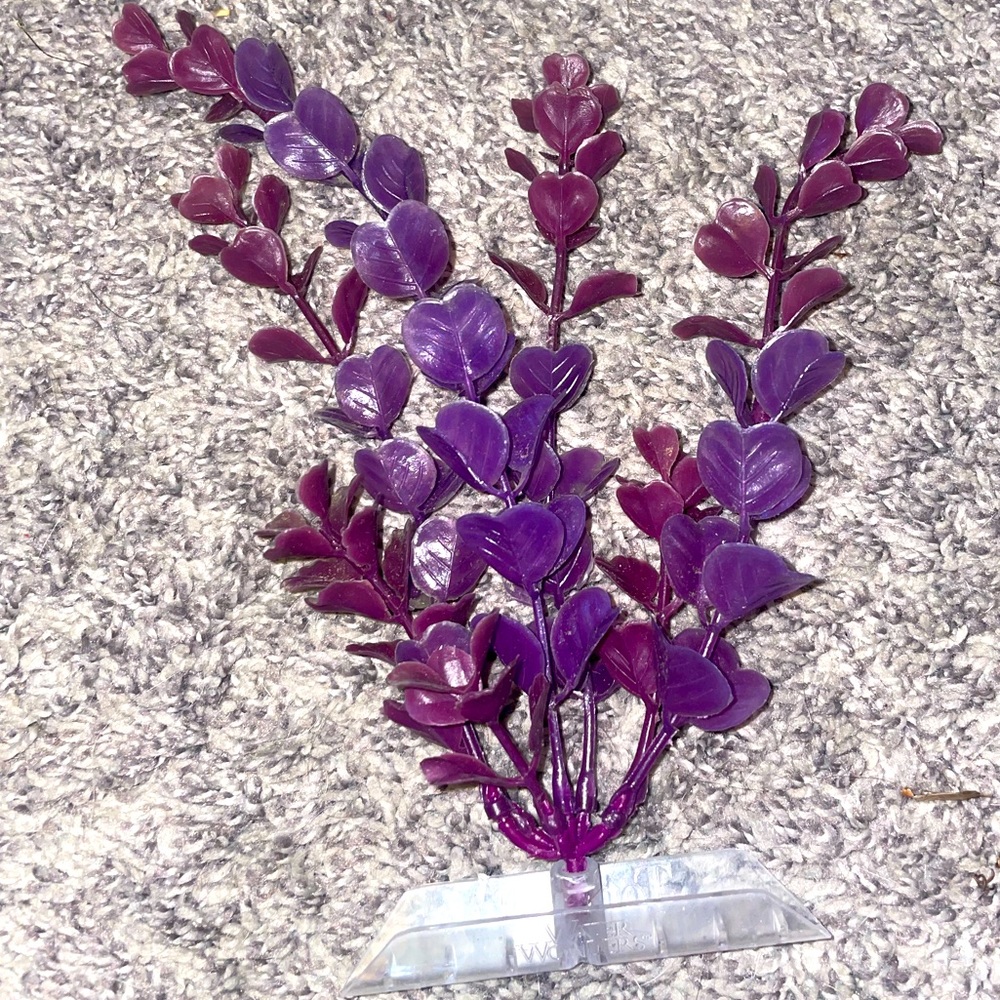 Fake aquarium plant